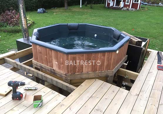 bild 4 einfache montage und installation einer bausatz-sauna und eines bausatz-badefasses