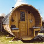 foto 3 top angebot fasssauna 4m fuer 4 pers. bausatz mit vorraum und sitzen außen